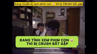 [Reply 1988] Đang tính xem phim con heo thì bị DeokSun bắt gặp