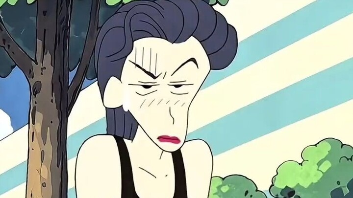 I have to say, Kazama's mother looks pretty good in a swimsuit, no wonder Shin-chan likes her...