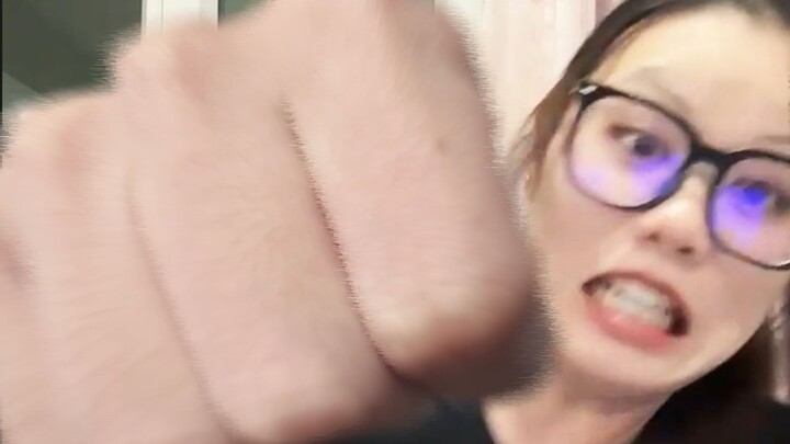 Khi bạn bè của bạn hay đùa quá trớn..