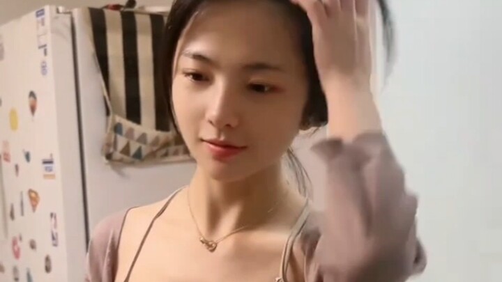 【No.350: Yu Yu Yu Ah】Three-point resemblance already stunning—The "Collect All High-颜值 Girls Online"