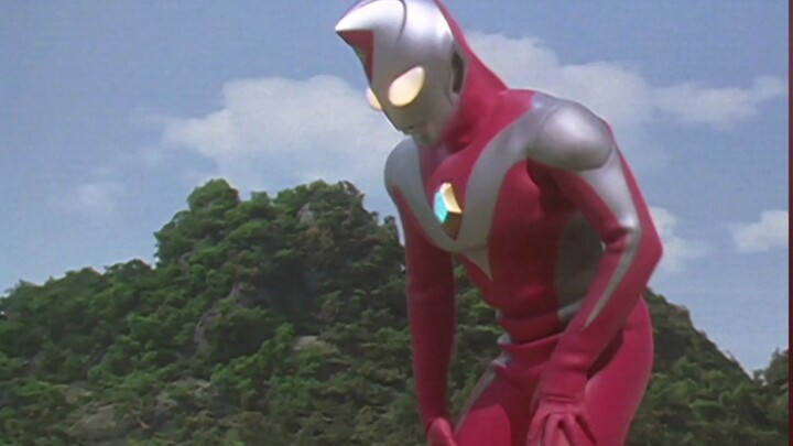 Nếu Ultraman Muscle Man có cấp bậc, kim cương có thể chở được xi măng, còn King được sánh ngang với 