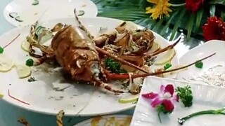 去饭店吃饭，一听米饭免费，直接先来8碗。这绝对是饭桶！