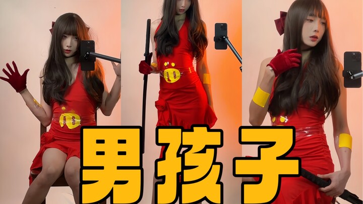 男扮女装猪猪侠？