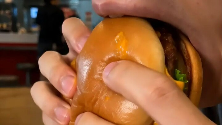 KFC Burgers: From a Hit to a Flop! (Part 1)