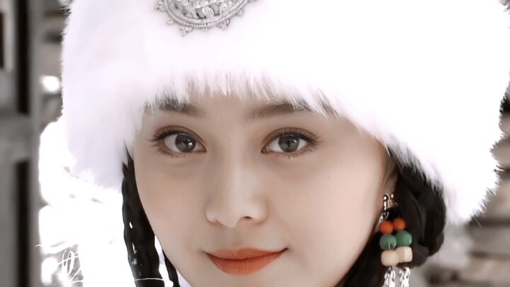 She’s either a fairy or a demon—there’s no way a girl this beautiful could exist in the mortal world