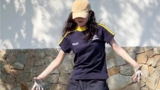 [Li Zixuan] meng-cover "Python" milik GOT7, menantikan penampilan penuhnya pada hari Minggu