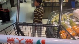 Nếu anh dám nói, tôi dám bắn.
