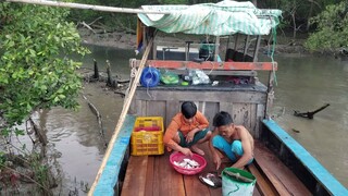 SỬA GHE • Cá Lưới Kho Me ''Lai Rai'' trên Ghe | Ngư Dân Miền Tây