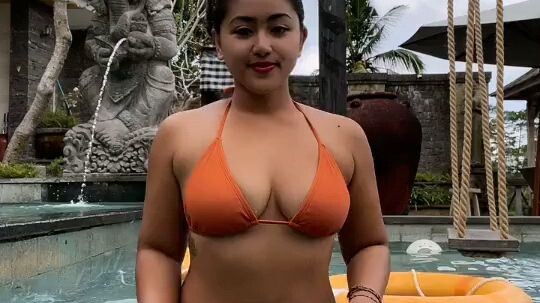 ⚠️FAKE BODY⚠️ Pelampungnya warna apa ya?