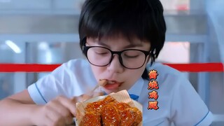 林妙妙偷吃鸡腿被同学发现，这下有意思了！
