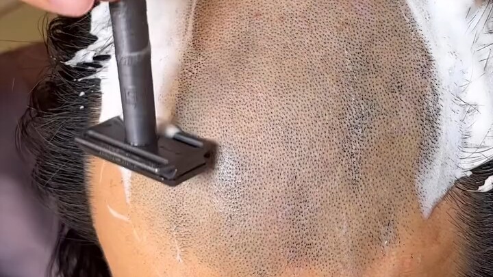 Atomic Samurai Shaves His Head