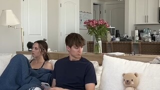 毛绒小熊突然动了，还只有自己能看到，男子吓得要扔掉它