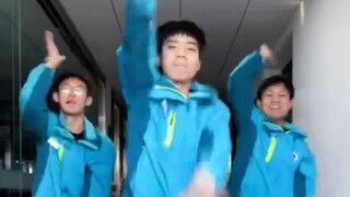 あいつらRapat semua anggota