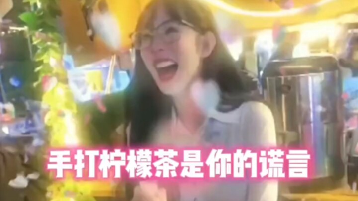 Segelas lemon super enak ini benar-benar sepadan!!!