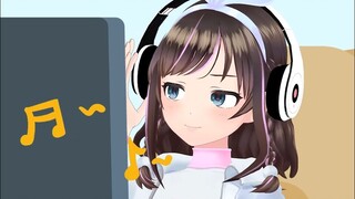 那个戴耳机的同事