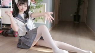 背着家里人偷偷穿白丝跳舞！【First Kiss】乐栀