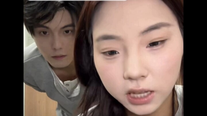 Aunt Wang: We’re not dating! If I spend more than 20 minutes alone with Mr. Gu, we’ll end up fightin