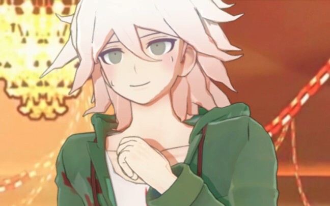 Komaeda diam-diam mengatur adegan tersebut dan ditemukan oleh Hanamura