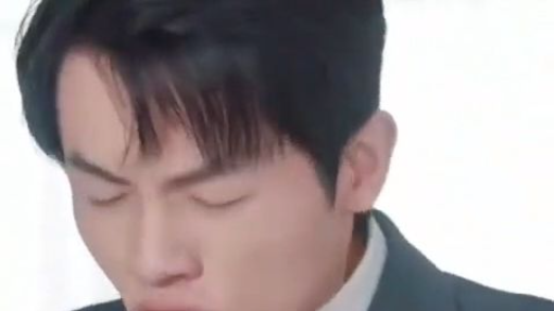 Chinese Short Drama After I was kicked out I activated a garbage system.