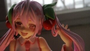 [Hiển thị hình ảnh] Hiển thị hình ảnh báo chí mì ăn liền FuRyu Sakura Mirai