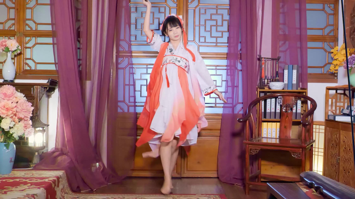 【Pudding】Ji Mingyue-barefoot little sister dances online~