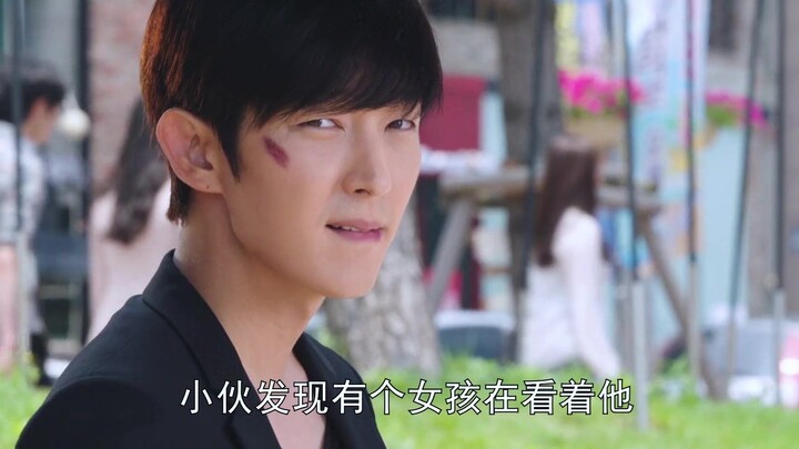 A young man acted like a scoundrel in public yet managed to win the heart of a naive girl—only to cr