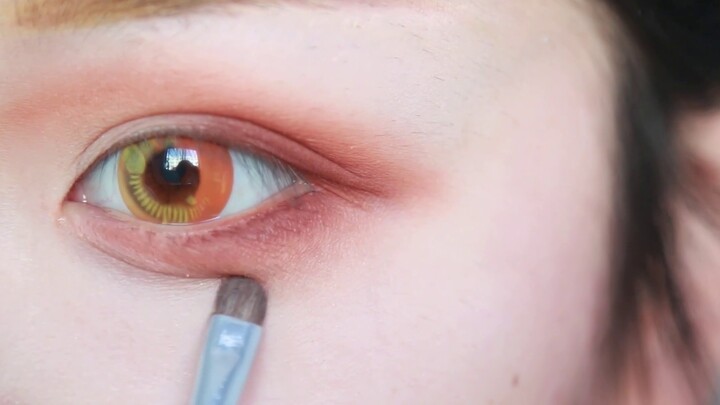 [Zuo Yichen] Demon Slayer Agatsuma Zenitsu cosplay eye makeup tutorial