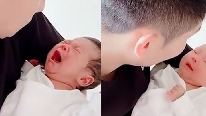 ทารกวัย 23 วันร้องไห้จ้า พ่อเปิดโหมดชวนคุย คำตอบของลูกทำเอาคนอึ้งไปเลย