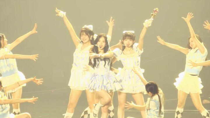 IVE subunit stage of “Magical Girl” – April 5, 2025, Day 1 of the 3rd fan meeting