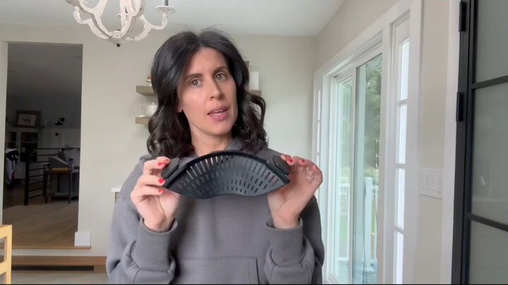 I just wanted to do a quick review for you on this  Strainer.