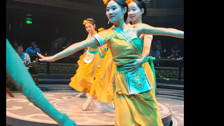 Handan Zhao Capital Banquet: “Mulberry on the Path” — From Princess Melody’s Perspective