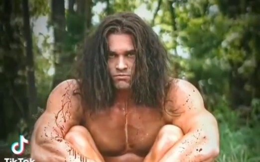 Yujiro Cosplays Pico