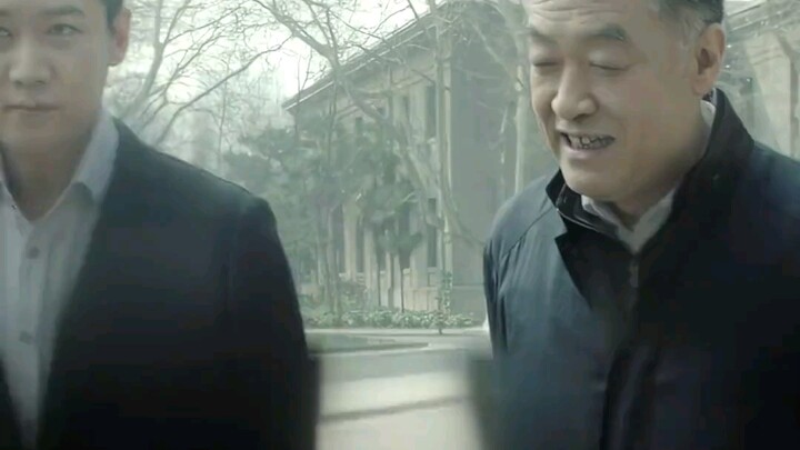 “That’s just your internal squabbling, isn’t it?” — a single line runs through the entire story.