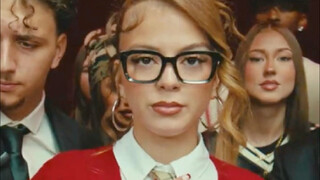 أيقونة المراهقين الأكثر شهرة على الإنترنت.. الملكة القادمة على تيك توك