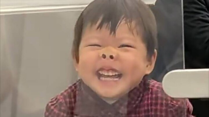 เด็กมนุษย์น่ารักแค่ไหนกับความบ้าบิ่น