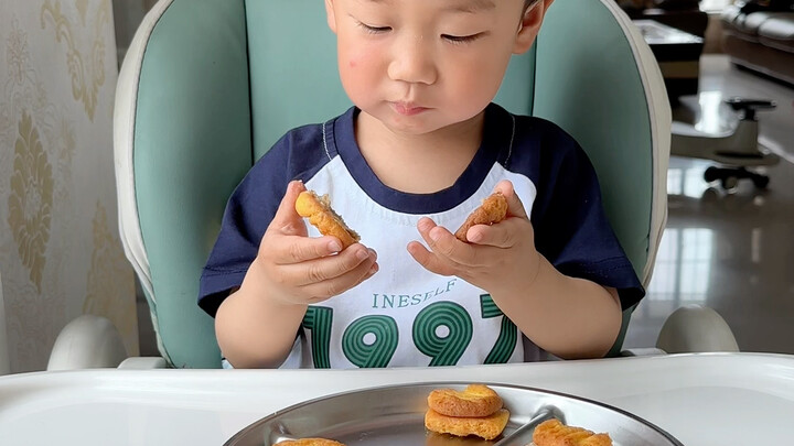 بسكويت الزبدة الصغير (النسخة الخالية من السكر) مثالي لـ "دا لانغ" هذا الغبي الوفيّ #غذاء الرضع