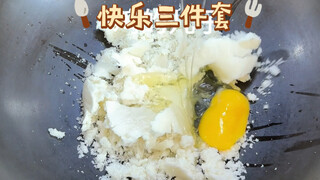 吃不完的馒头爆改港式蛋挞，不用模具，懒人的快乐三件套这不就来了