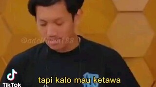 ketawa ketawa aja, saya sudah berdamai