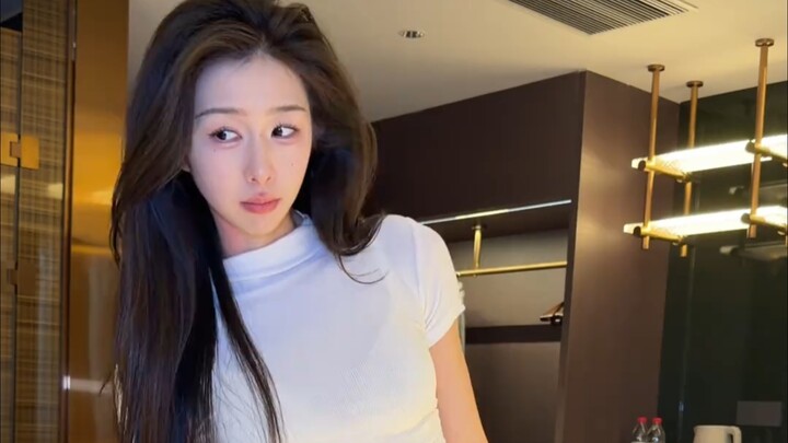 “อะไรคือ ‘เธอเป็นรางวัลกิจกรรมทีม’” ว้าว ยังมีลูกอมนมของหวันจ้ายให้กินด้วย