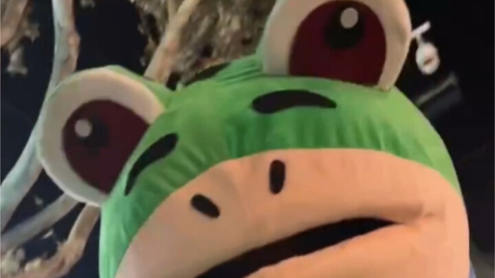 Its frog son is so expensive—I can’t afford it!