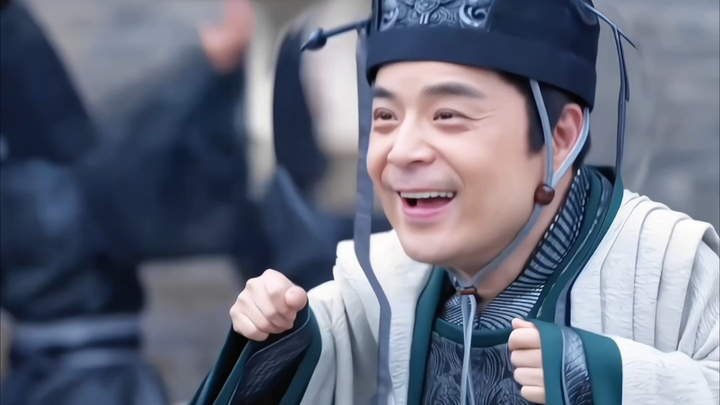 He’s so cute with 9 lives, hahaha~~ (Just realized his name sounds like “Friday” too 😆 Even more lov