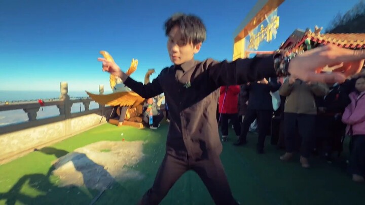 جبل لاوجون: رحلة طويلة إلى مأدبة النسر المذهلة في العالم لرؤية جمال الجبل السماوي في عصره الذهبي.