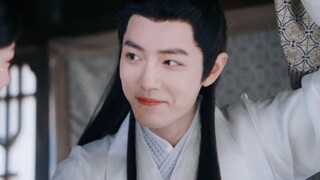 زهرة الياسمين البيضاء النقية الوحيدة، لا تخون الخلق ولا تخونك.