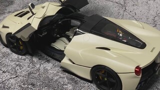 Hybrid Tiga Dewa (tengah) Ferrari Lafa