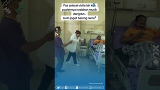 Mood Banget! Dokter Ini Punya Cara Sendiri untuk Hibur Pasienya, Diajak Joget Dangdut Bareng