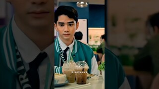 Both of them through a lot #bldrama #blseries #seniorhigh #pitbabetheseries #redwhiteandroyalblue