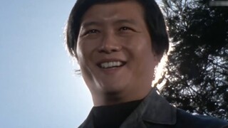 [Ace 39] I have Ace's Blade, but I don't use it. I just play with it.