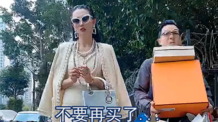 Trời ơi, suy nghĩ của phụ nữ đúng là khó hiểu quá…