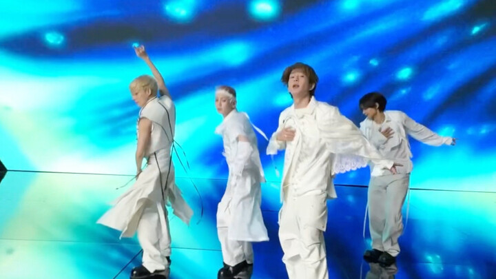 【SHINee】Màu sắc dần dần loang ra