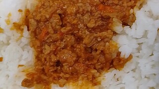 panis na food and viand from 7-11 store yung expiration date hindi pa pero sa pagkain mo panis na